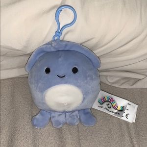 Squishmallow clip stacy the squid